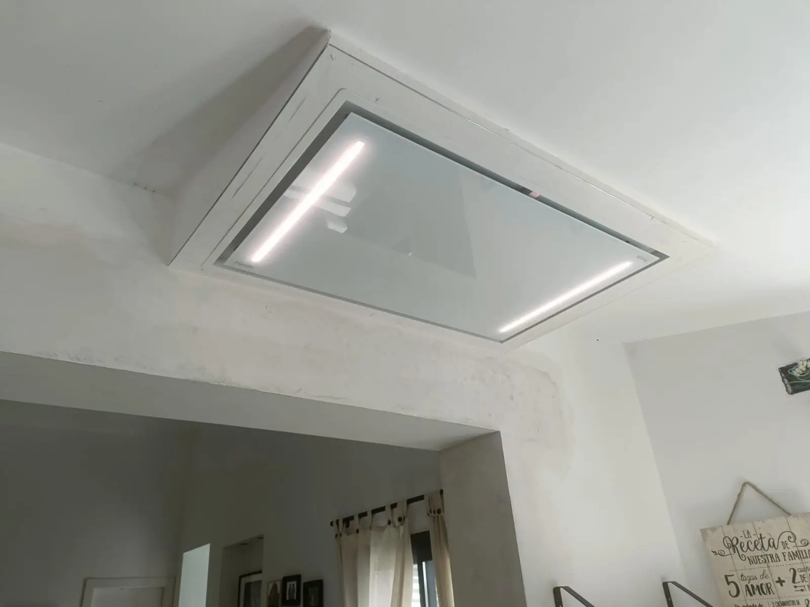 Falso techo de pladur con foseado de luz LED